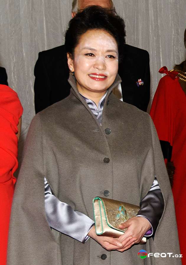 Пэн лиюань. Пэн Лиюань первая леди Китая. Пэн Лиюань в молодости. Жена Пэн Лиюань.